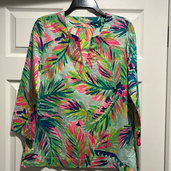 Lilly Pulitzer Amelia Island Tunic Top Size Small. - Picture 2 of 7